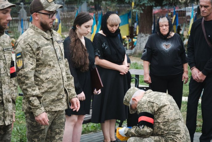 На Закарпатті сьогодні поховали полеглого Героя – 07