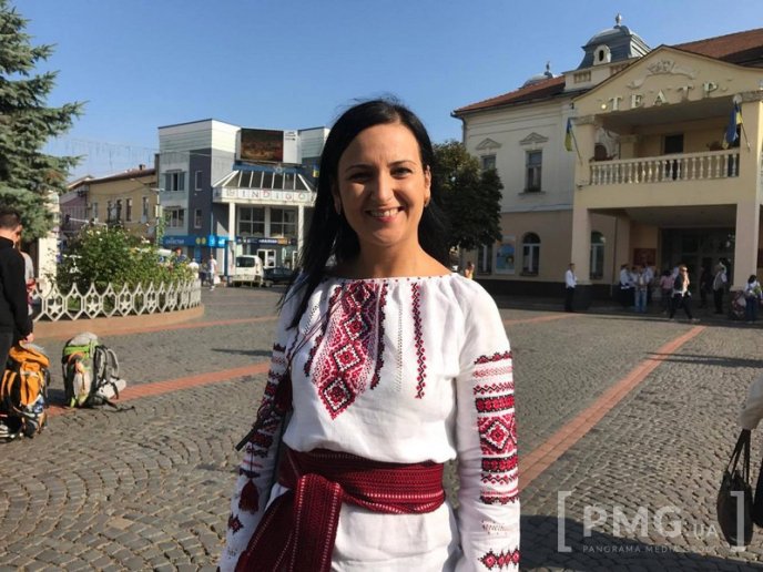 У Мукачеві стартував парад вишиванок – 03