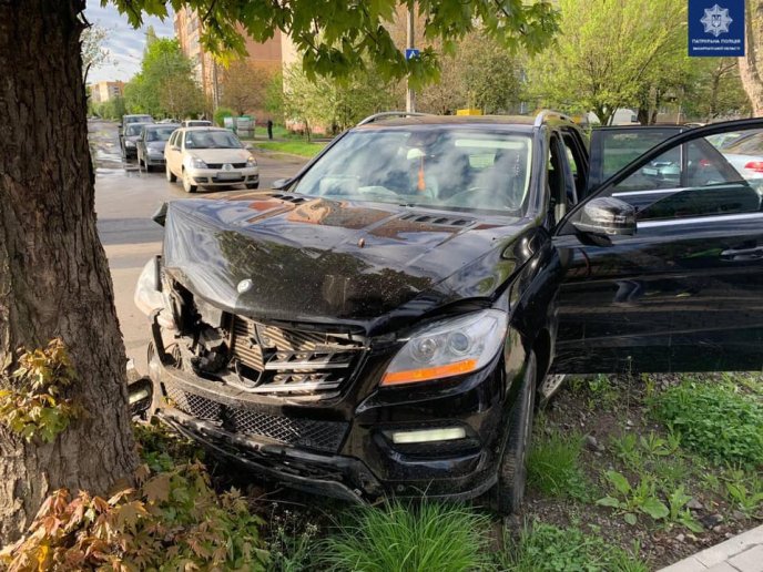 В Ужгороді зіткнулися автомобілі – 02