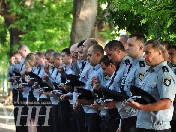В Ужгороді вшановували пам’ять загиблих правоохоронців – 02
