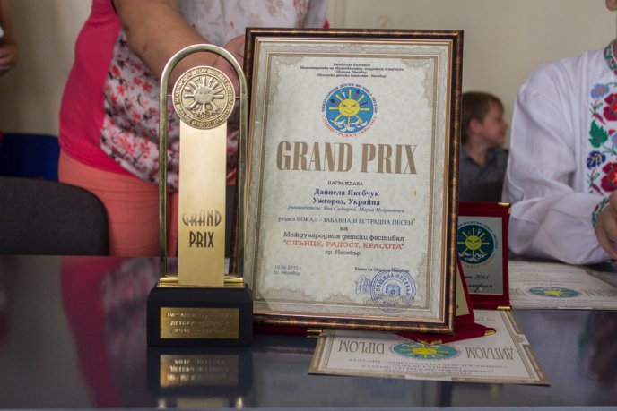 Юні ужгородські музиканти привезли з Болгарії 19 нагород міжнародного конкурсу – 06