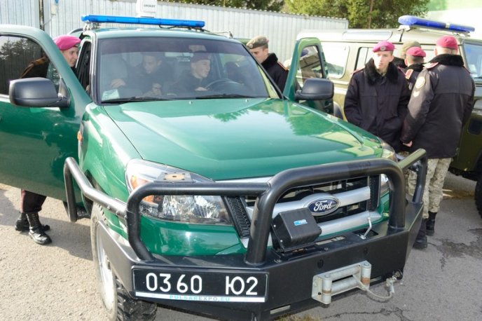 Напередодні Дня захисника України мукачівські прикордонники зустрілись із молоддю – 09