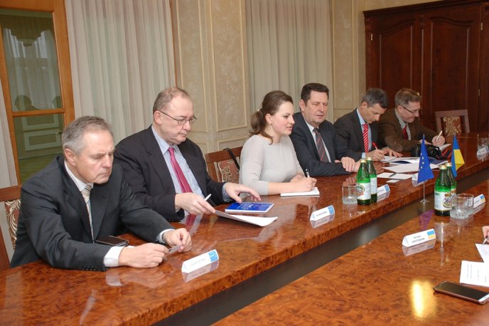 Голова облради Михайло Рівіс зустрівся з делегацією Місії ЄС – 04 Голова облради Михайло Рівіс зустрівся з делегацією Місії ЄС – 04