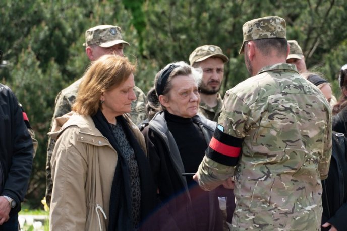 Поховали молодого закарпатця, який загинув у бою біля Бахмуту – 05