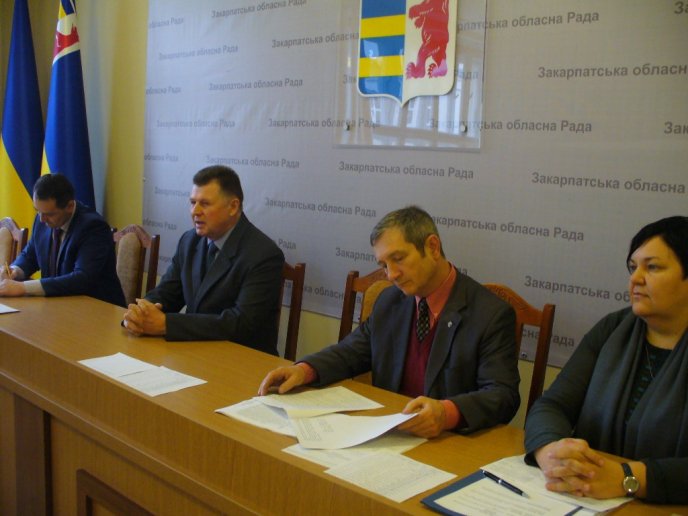 Новообраних сільських голів Закарпаття закликали максимально скористатися можливостями децентралізації – 01 Новообраних сільських голів Закарпаття закликали максимально скористатися можливостями децентралізації – 01