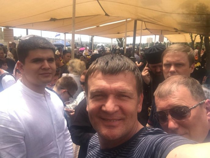 В Ужгород сьогодні привезуть Благодатний вогонь – 04