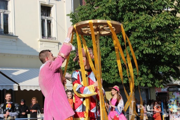 У Мукачеві відкрили фестиваль театральних колективів "Етно-Діа-Сфера" – 15