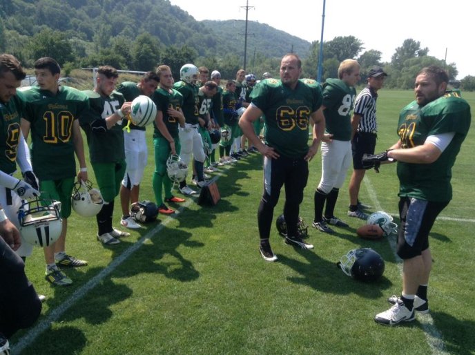 "Лісоруби" Ужгорода здолали "Левів" – 02