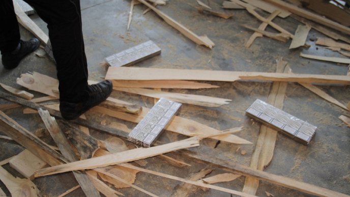 У пиломатеріалах, які перевозив чоловік, знаходилося 95 тисяч пачок цигарок – 04