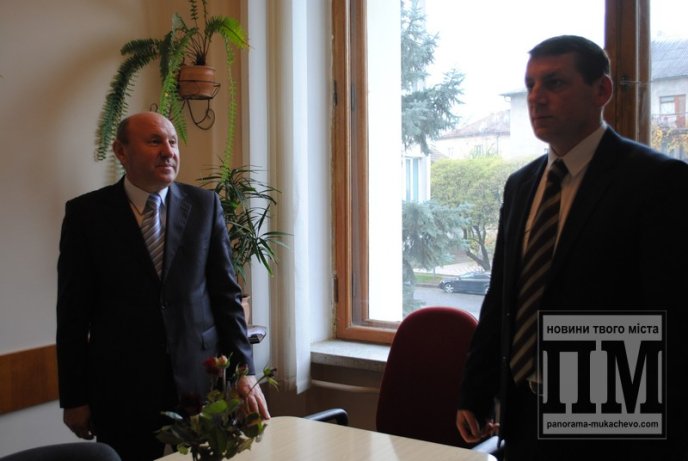 Професор Троян повернувся в УжНУ (ФОТО) – 05