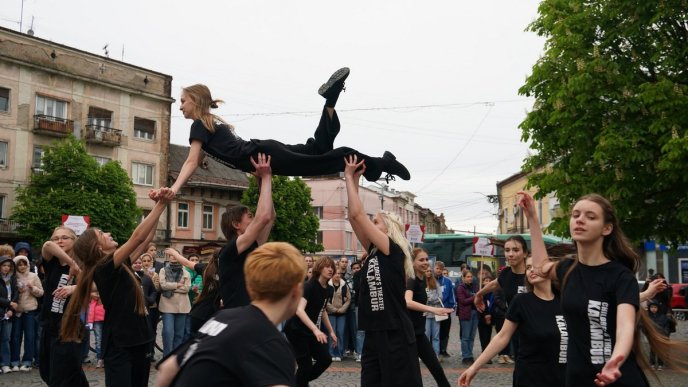 У Мукачеві відкрили театральний фестиваль «Імпреза над Латорицею» – 02
