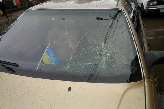 Автомобіль наїхав на пішохода. Водій із місця аварії втік – 02