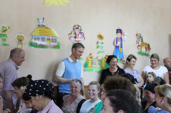 "Необхідно ремонтувати школи, дитячі садочки, амбулаторії", – Валерій Лунченко поспілкувався із закарпатцями – 13