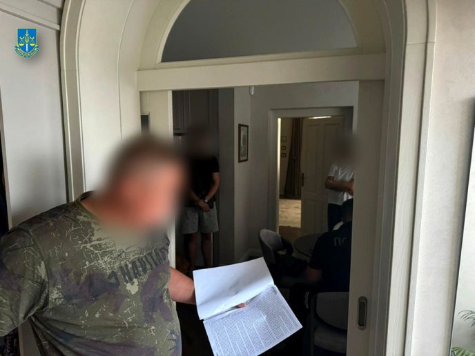 Стало відомо, що на Закарпатті промишляв голова ВЛК разом зі спільниками – 02 Стало відомо, що на Закарпатті промишляв голова ВЛК разом зі спільниками – 02