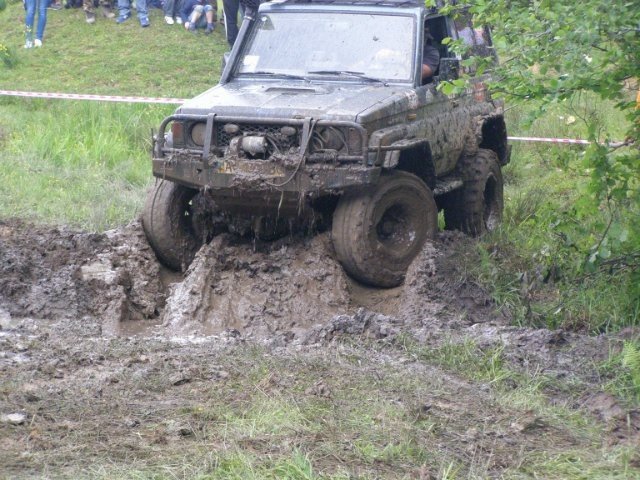 Позашляховики борзалися у багнюці на «Karpaty Trophy 2012» (ФОТО, ВІДЕО) – 10 Позашляховики борзалися у багнюці на «Karpaty Trophy 2012» (ФОТО, ВІДЕО) – 10
