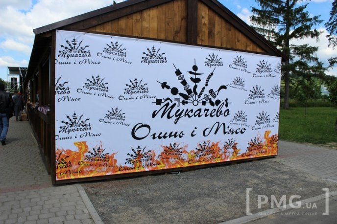 Фестиваль "Огинь і м’ясо" у Мукачеві стартував злетом байкерів – 27