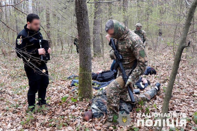 На Закарпатті судитимуть групу зловмисників – 05