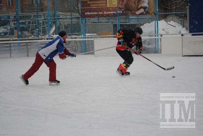 У Мукачеві відбувся відкритий Кубок області з хокею (ФОТО) – 20