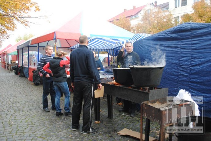 Мукачево поринуло у свято: День Святого Мартина розпочався (ФОТО) – 05