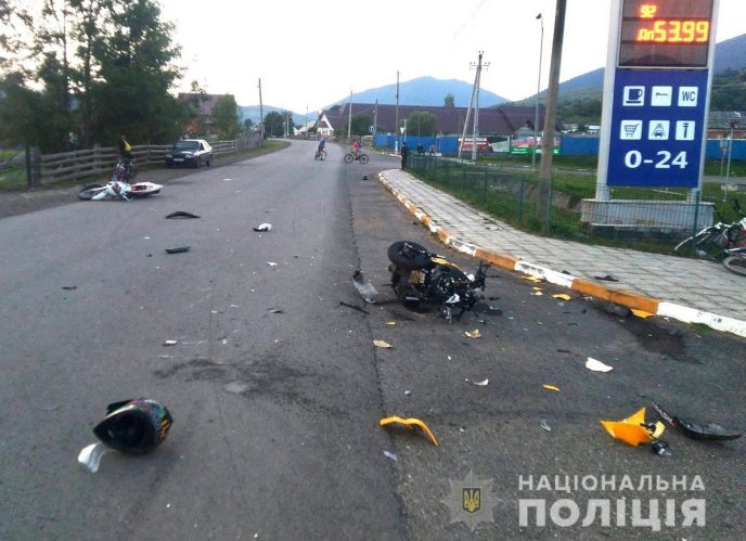 На Закарпатті сталась моторошна аварія. Загинув хлопець – 01