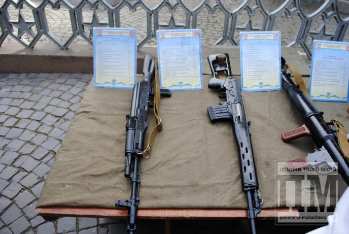 В центрі Мукачева проходить виставка військової техніки та озброєння 128-ї окремої гірсько-піхотної бригади (ФОТО) – 07