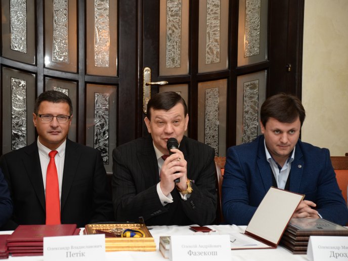 Закарпаття об’єднує адвокатуру України, адже вона єдина і нероздільна – 10 Закарпаття об’єднує адвокатуру України, адже вона єдина і нероздільна – 10