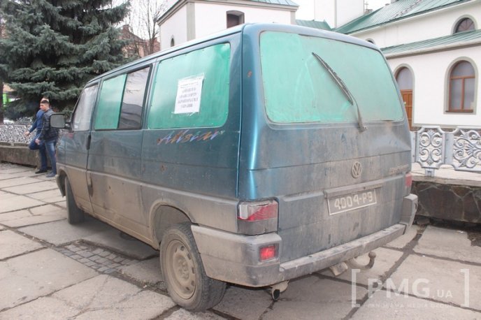 У Мукачеві відкрили фотовиставку, присвячену річниці боям за Дебальцево – 21