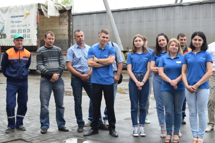 У Мукачеві відкрився салон лакофарбової продукції "Снєжка" – 07 У Мукачеві відкрився салон лакофарбової продукції "Снєжка" – 07