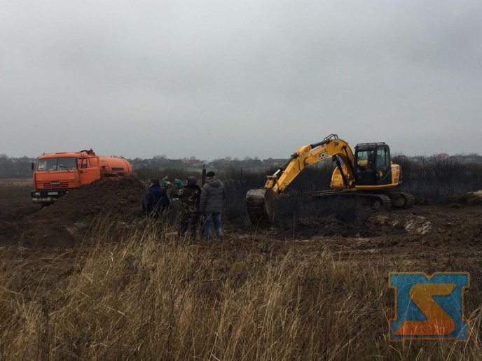 Біля Ракошина продовжують ліквідовувати витік нафти – 01