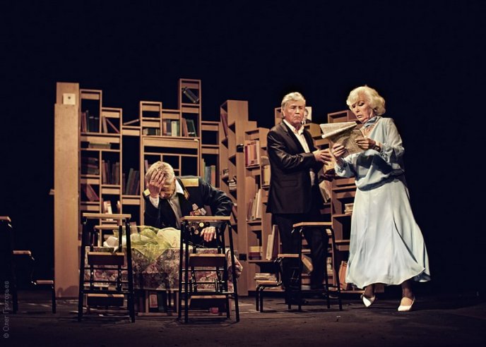 У  мукачівських театралів "Все тільки починається" (ФОТОРЕПОРТАЖ) – 01