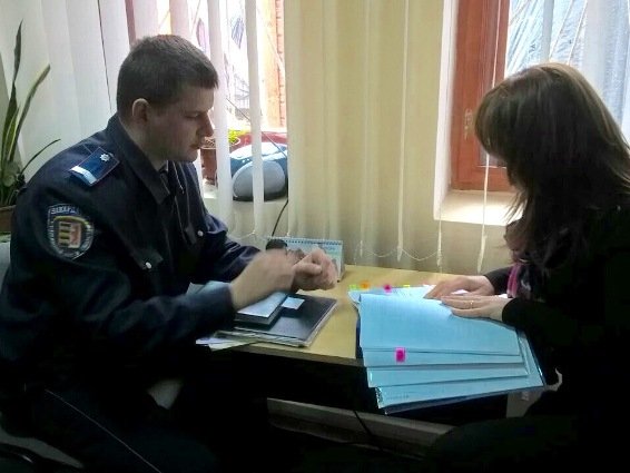 На Ужгородщині поліцейські та громадськість шукали шляхи зменшення злочинності в краї – 01 На Ужгородщині поліцейські та громадськість шукали шляхи зменшення злочинності в краї – 01