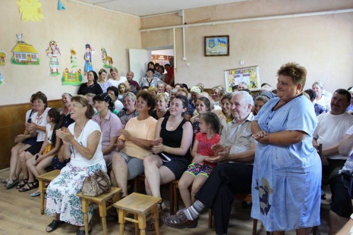 "Необхідно ремонтувати школи, дитячі садочки, амбулаторії", – Валерій Лунченко поспілкувався із закарпатцями – 03