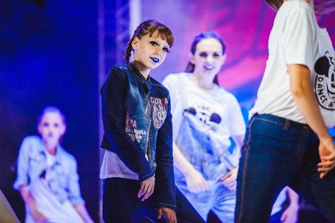 В Ужгороді студія сучасного танцю «Бліц» провела звітний концерт – 49