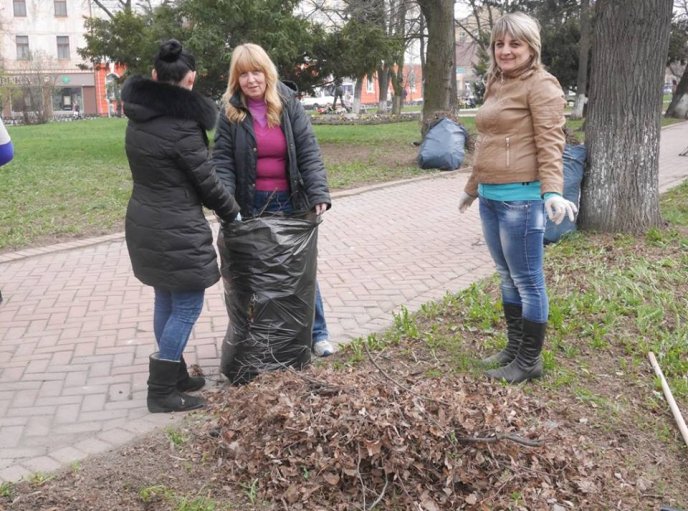 В Ужгороді відбувся загальноміський суботник – 11