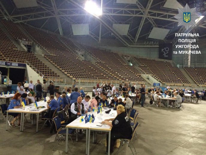 Патрульні Ужгорода та Мукачева стали учасниками автопробігу поліцейських у Польщі – 05