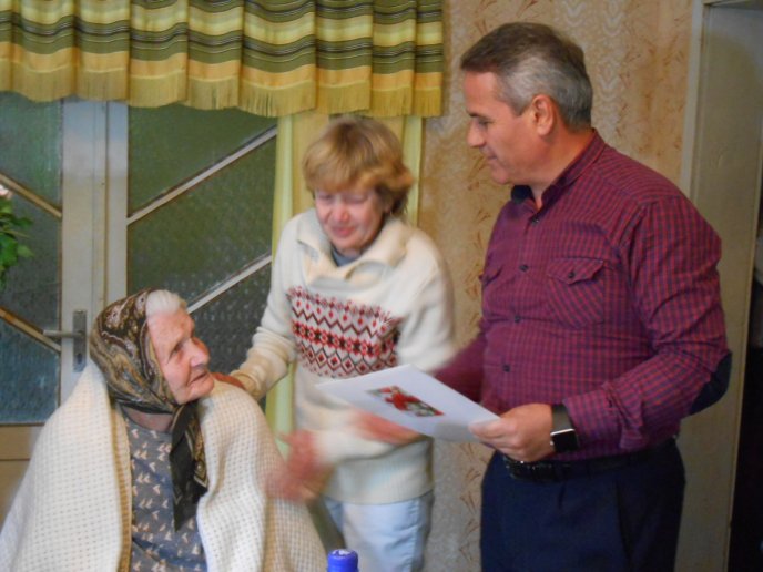 Найстаріша жителька Рахова відзначила 101 день народження – 01