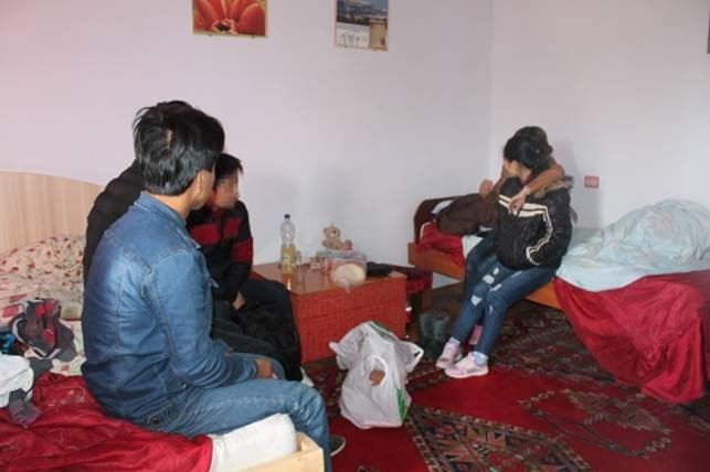 На Ужгородщині нелегалів залишили в готелі і забули про них – 02