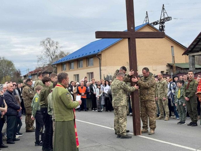 У Мукачеві відбулася Хресна хода – 03