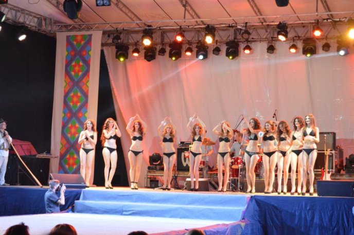 Іршавчанка Галина Ракущинець стала володаркою титулу "Міс Закарпаття – 2015" – 04