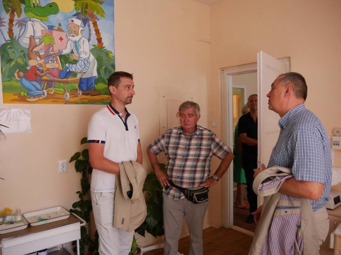 Гості з чеського міста Їглава відвідали Ужгородську дитячу лікарню – 04 Гості з чеського міста Їглава відвідали Ужгородську дитячу лікарню – 04