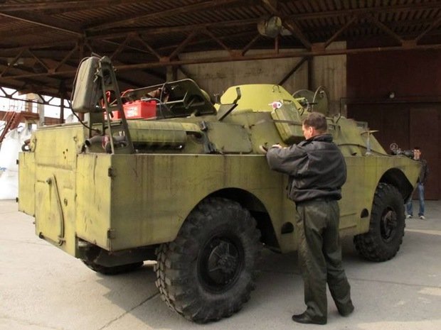 Для захисту кордонів "Правий сектор" привіз на Закарпаття новеньку бойову розвідувально-вартову машину (ФОТО) – 02
