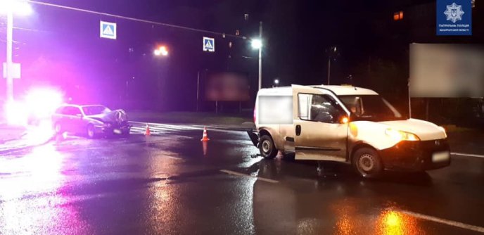 П’яний водій скоїв аварію: патрульні показали фото – 03