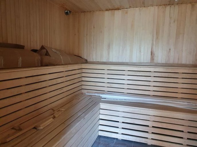 В Ужгороді зводять спорткомплекс для юних закарпатських футболістів – 06