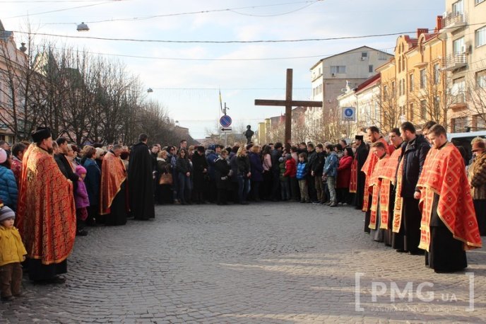 Вулицями Мукачева пройшла Хресна Хода – 56