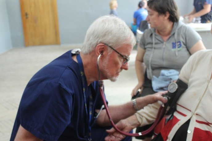 Робити добро – це просто: як лікарі зі США завітали в Мукачево – 03