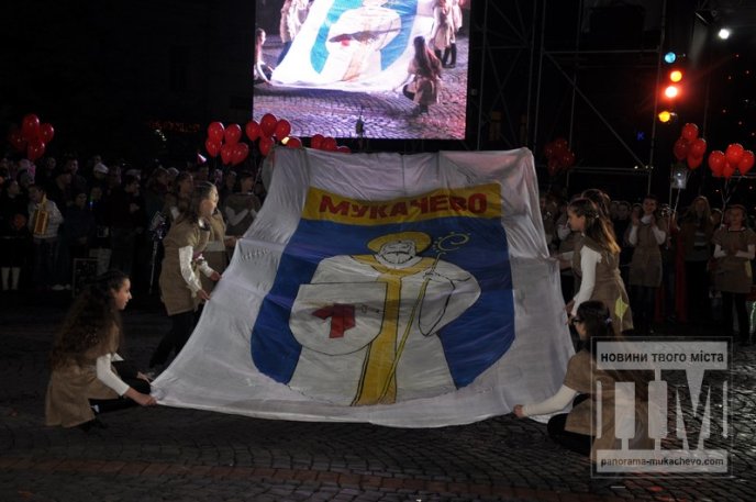 День Святого Мартина у Мукачеві: смачні наїдки, запашне вино і насичена культурна програма (ФОТО) – 46