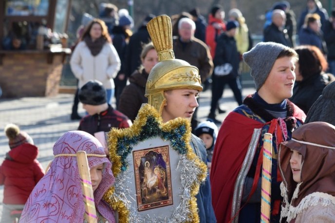 На Театральній в Ужгороді влаштували вертепне дійство – 13