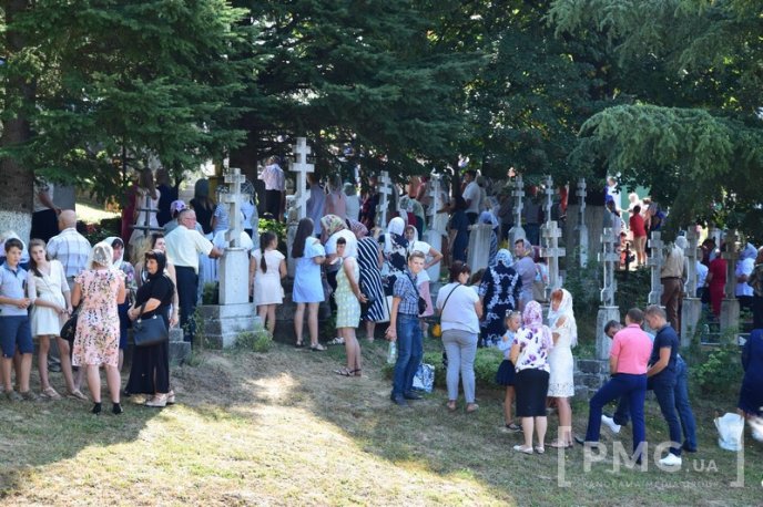 Мукачево святкує Успіння Пресвятої Богородиці: у монастирі – тисячі вірників – 10