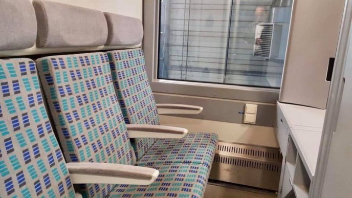 "Укрзалізниця" отримала вагони з душем та умивальниками в купе – 02