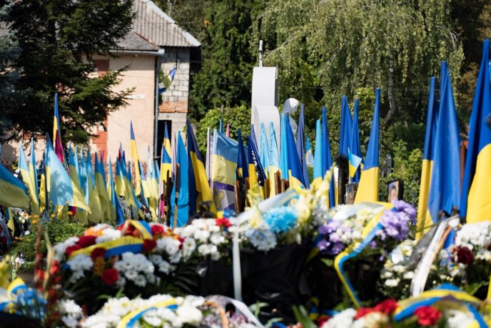 Поховали військового із Закарпаття, який загинув на Бахмутському напрямку – 06 Поховали військового із Закарпаття, який загинув на Бахмутському напрямку – 06